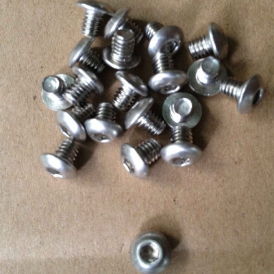 大扁頭內(nèi)六角機(jī)絲